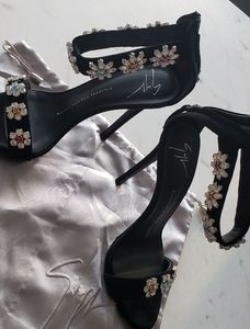 Giuseppe Zanotti black velvet sandles